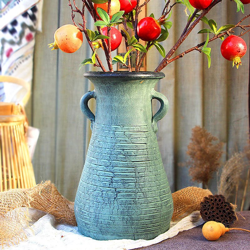 Ceramic Old Vases In The Living Room With Dried Flowers - Unique