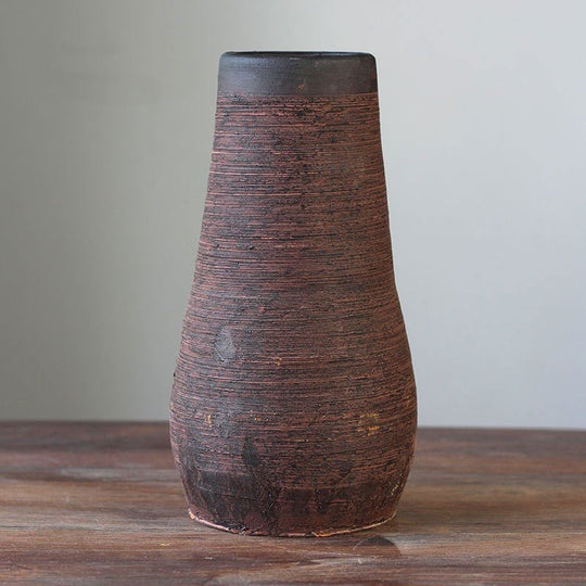 Ceramic Old Vases In The Living Room With Dried Flowers - Unique